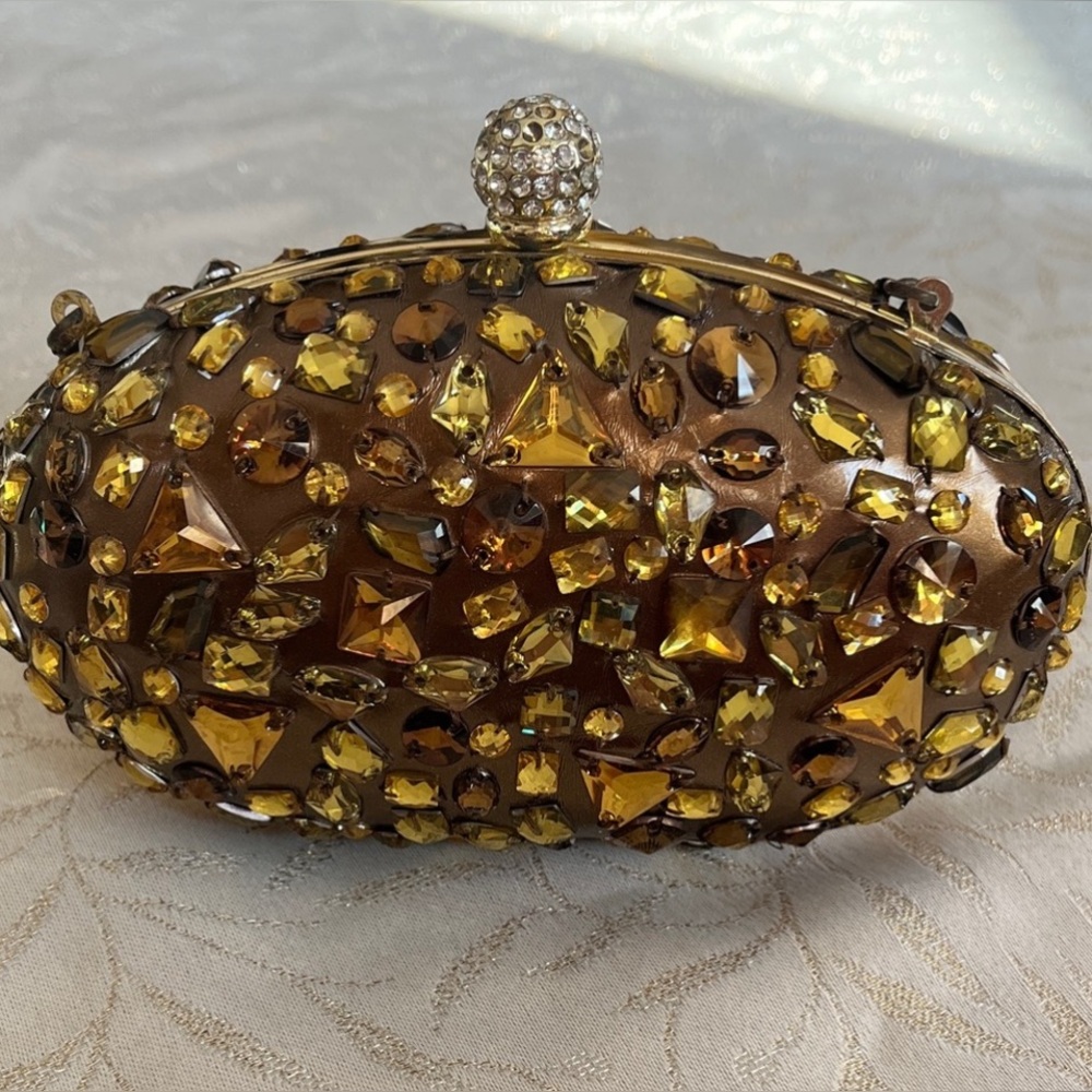 Bejeweled hard case Clutch embellished with gold & Amber crystals & rhinestones. - Picture 5 of 14